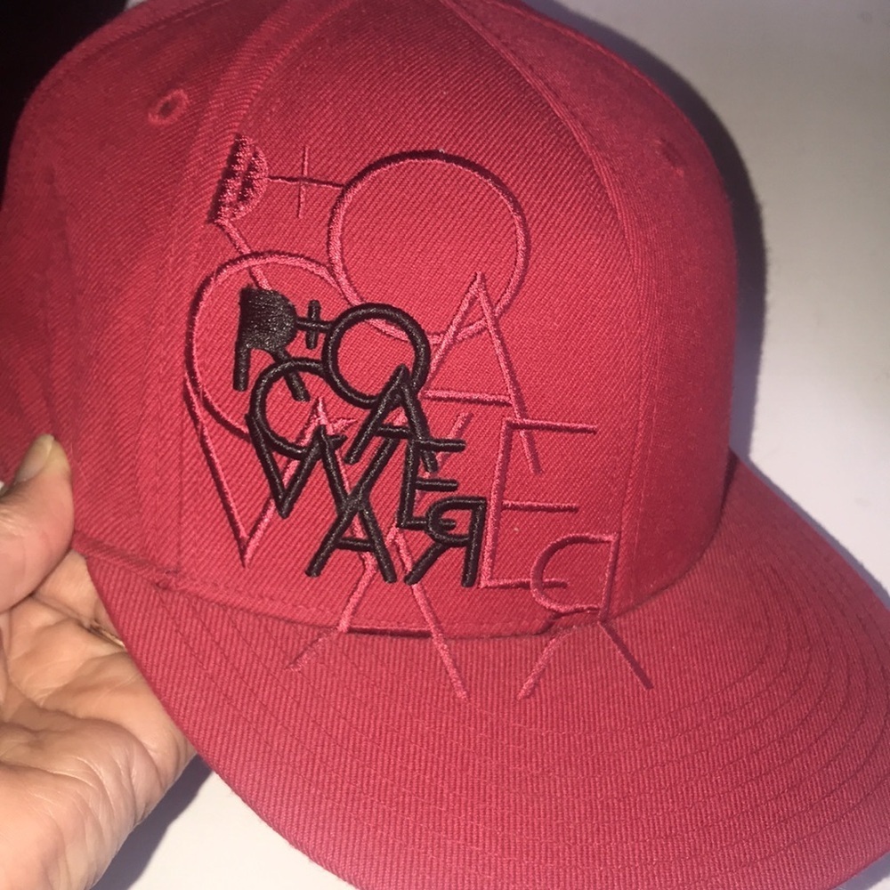 Men’s Rocawear Fitted Cap - Picture 6 of 8